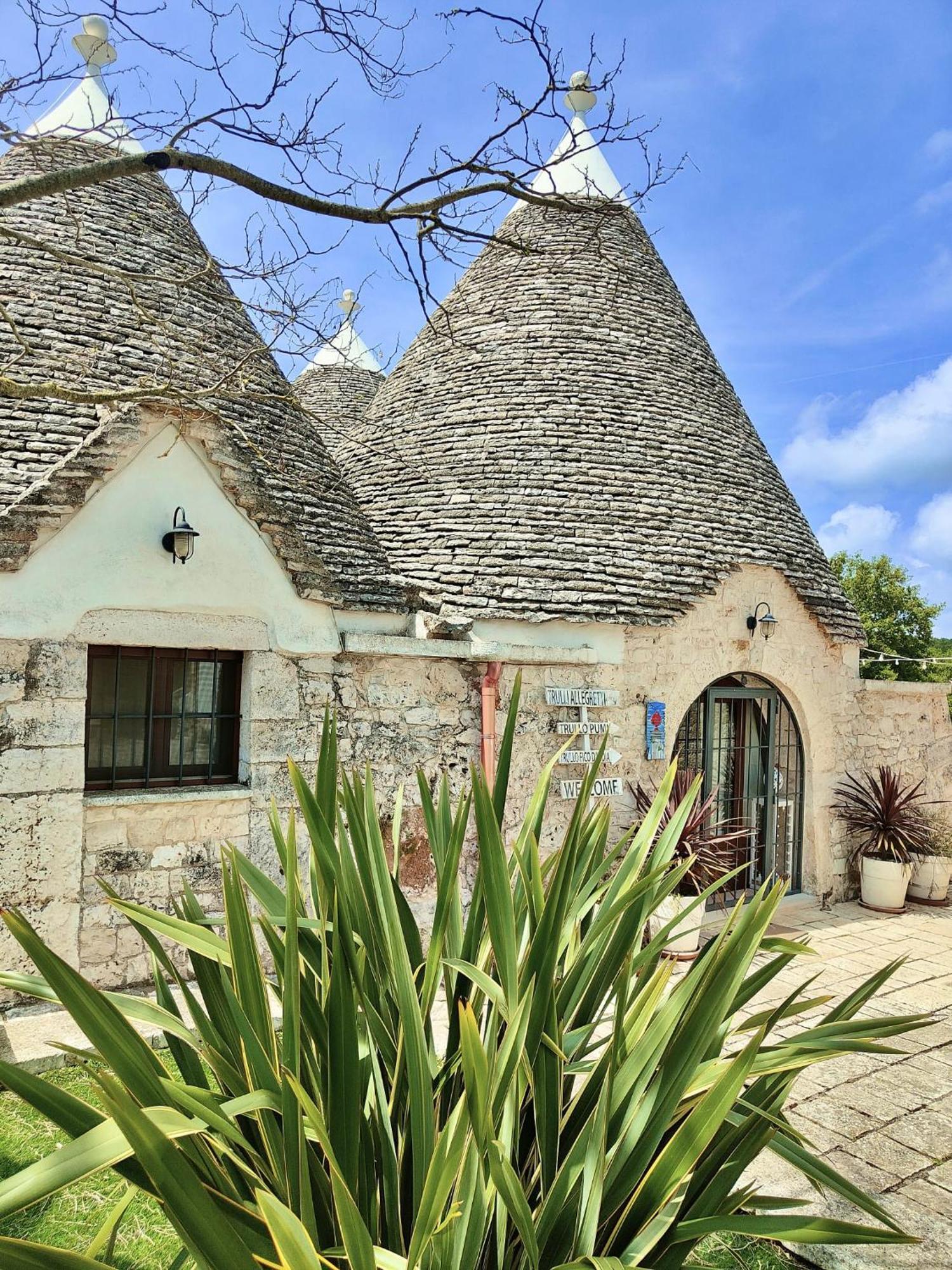 Trulli Allegretti Ночи Екстериор снимка